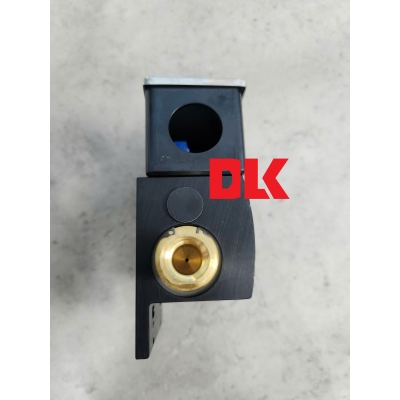 DWYER-DXW-11-153-2.2