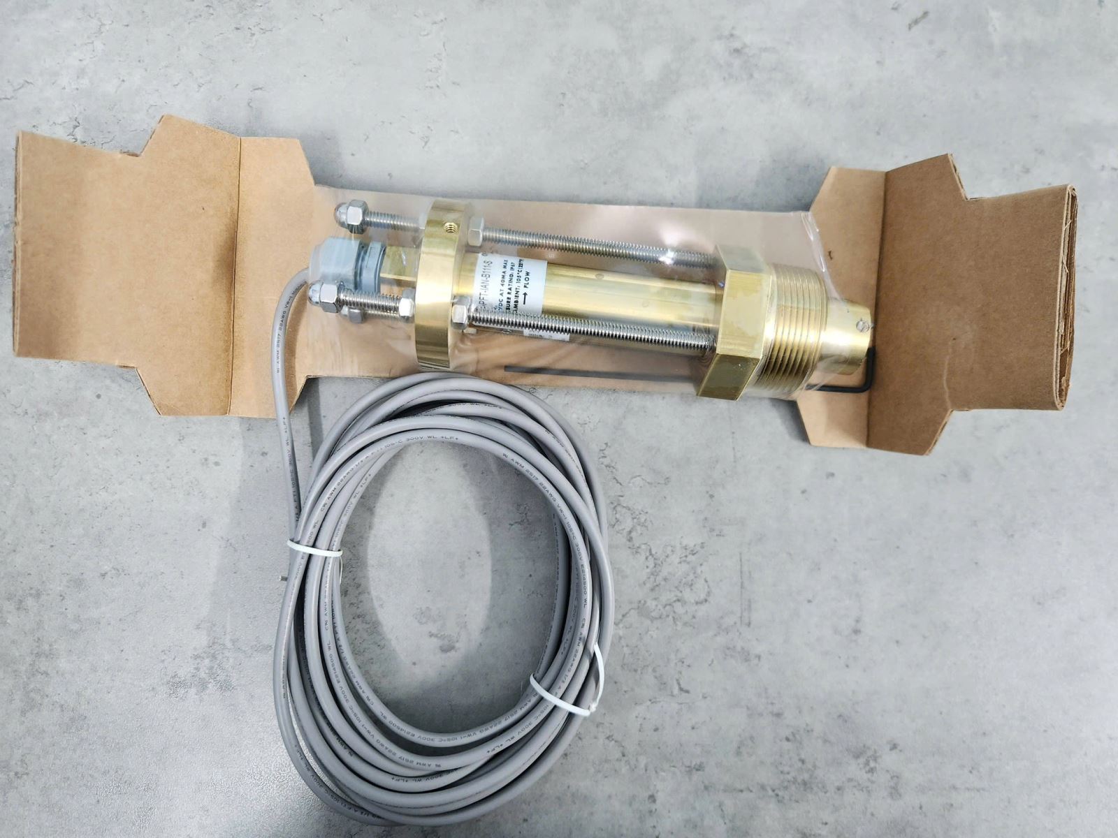 Cảm biến vận tốc nước PFT-IAN-B111-S Dwyer