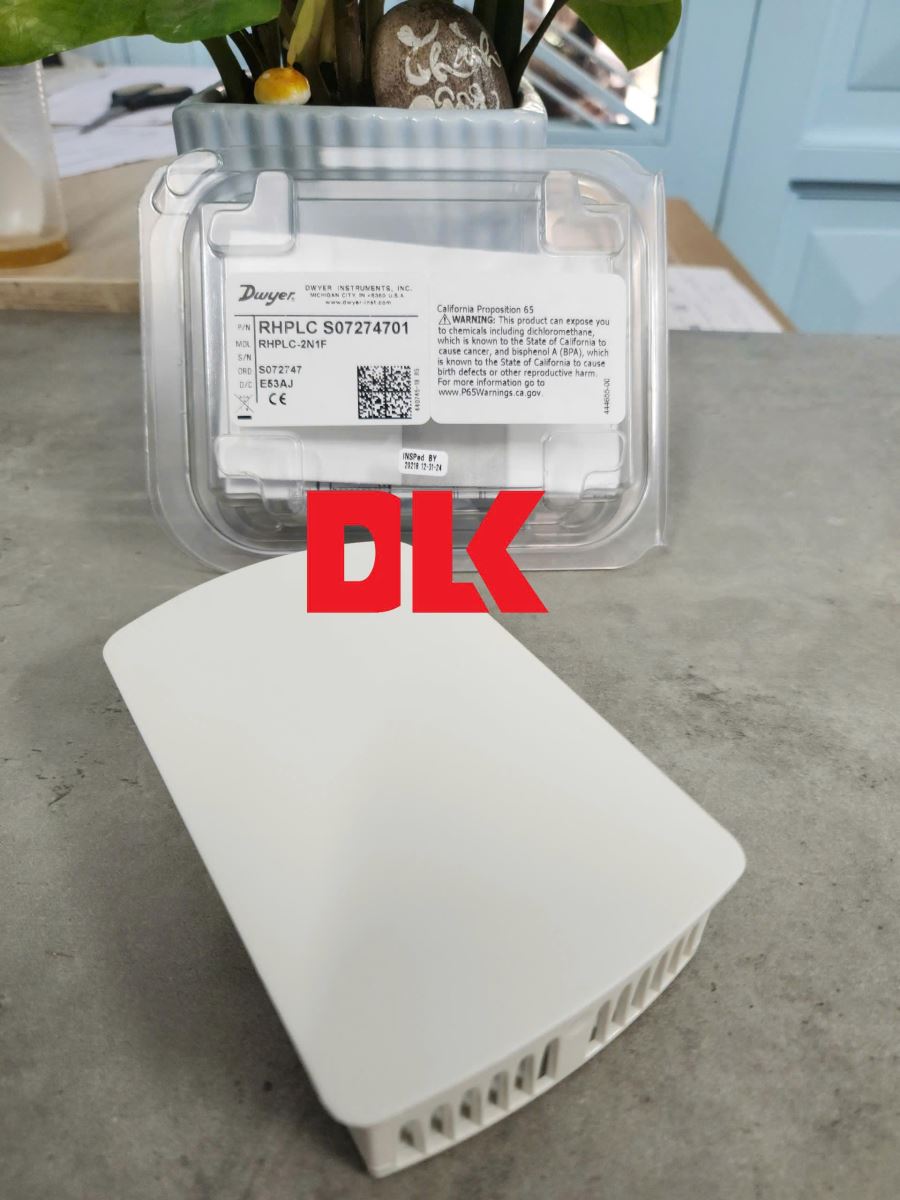 Cảm biến nhiệt độ và độ ẩm RHPLC-2N1F Dwyer