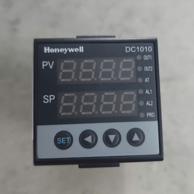 DC1010CR-202000-E Digital Controller