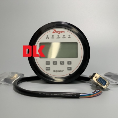 Dwyer Digihelic® Series DHC Differential Pressure Controller