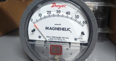Dwyer 2000-60PA Differential Pressure Gauge – Accurate Pressure Monitoring for HVAC & Cleanroom Systems