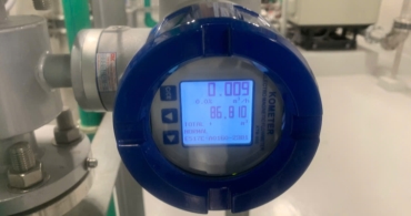 Khi giải pháp đo lưu lượng châu Âu quá đắt – KOMETER KTM-800 là lựa chọn thông minh và kinh tế